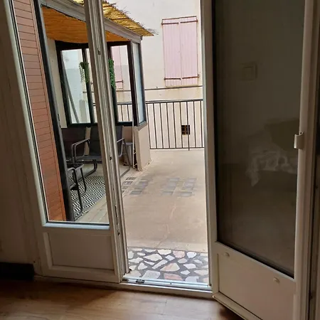 Maison De Village Au Centre De Jusqu'a 5 Personnes Et 1 Bebe