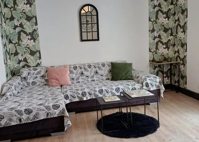 Maison De Village Au Centre De Jusqu'à 5 Personnes Et 1 Bébé Appartement