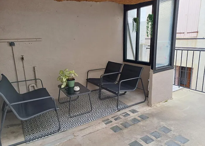 Maison De Village Au Centre De Jusqu'à 5 Personnes Et 1 Bébé Appartement *