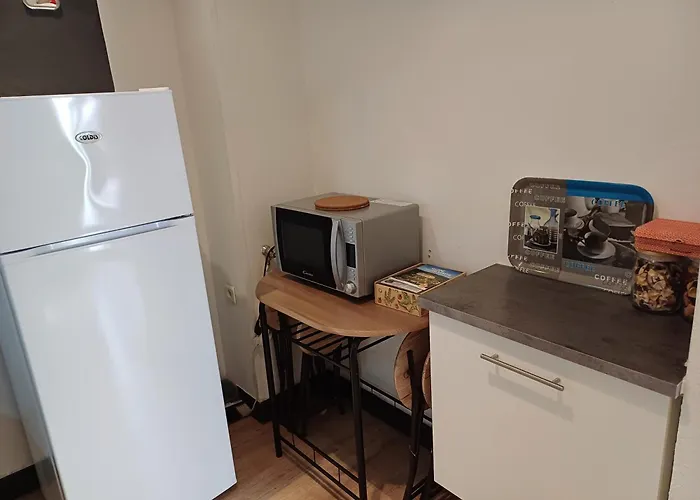 Appartement Maison De Village Au Centre De Jusqu'à 5 Personnes Et 1 Bébé Thuir