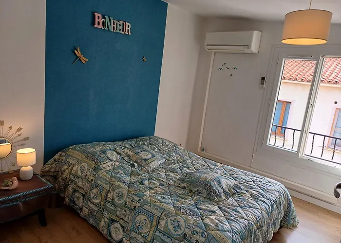 Appartement Maison De Village Au Centre De Jusqu'à 5 Personnes Et 1 Bébé *